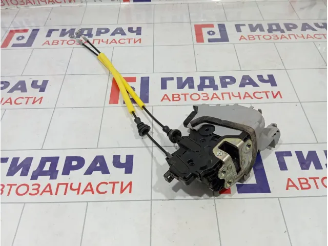 Замок двери передней правой Kia Stinger 81320J5010