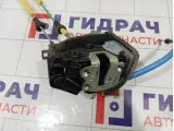 Замок двери задней правой Kia Stinger 81420J5000