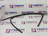 Уплотнитель стекла переднего левого Kia Stinger 82530J5000