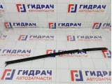 Уплотнитель стекла заднего правого Kia Stinger 83241J5000