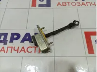Ограничитель двери передней правой Kia Stinger 79390J5000