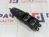 Блок управления стеклоподъемниками Kia Stinger 93570J5010