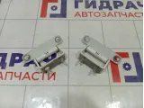 Петли крышки (двери) багажника Kia Stinger