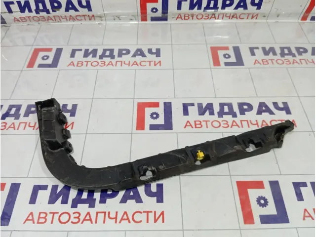 Кронштейн бампера задний левый Kia Stinger 86615J5000