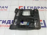 Кронштейн бампера задний правый Kia Stinger 86686J5000