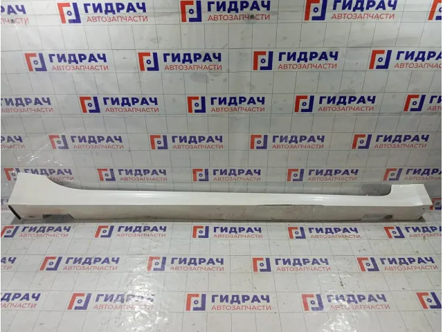Накладка порога правая Kia Stinger 87752J5300SWP