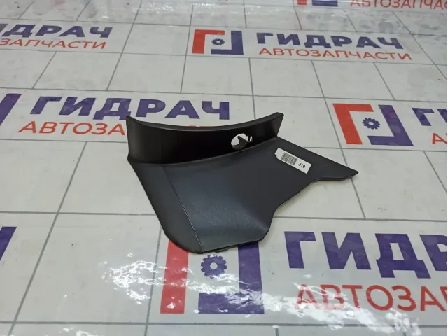 Накладка фонаря левая Kia Stinger 92421J5000