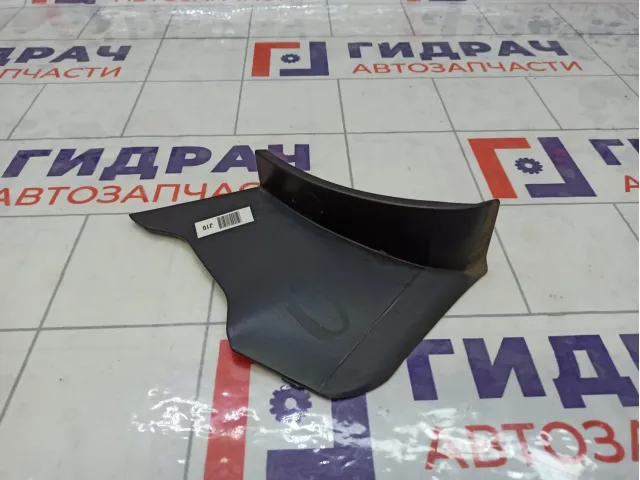 Накладка фонаря правая Kia Stinger 92422J5000