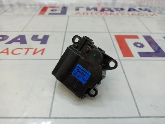 Моторчик заслонки отопителя (печки) Kia Stinger D332JY9AA05