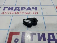 Моторчик заслонки отопителя Lada Vesta 8450039724