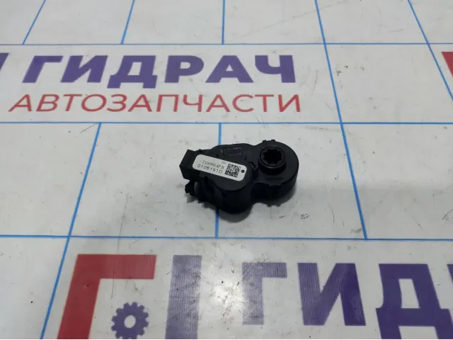 Моторчик заслонки отопителя Lada Vesta 8450039724