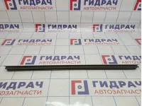 Уплотнитель стекла двери передней правой Lada Vesta