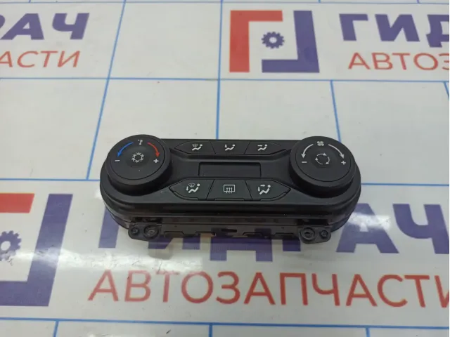 Блок управления отопителем Lada Vesta 8450007075