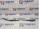 Поводок стеклоочистителя передний правый Lada Vesta 8450008572