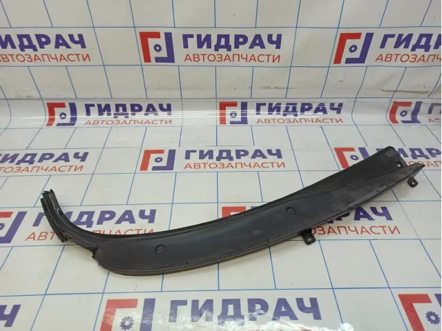 Решетка стеклоочистителя правая Lada Granta 21908212734