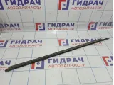 Накладка стекла переднего левого Lada Granta