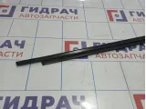 Накладка стекла переднего правого Lada Granta