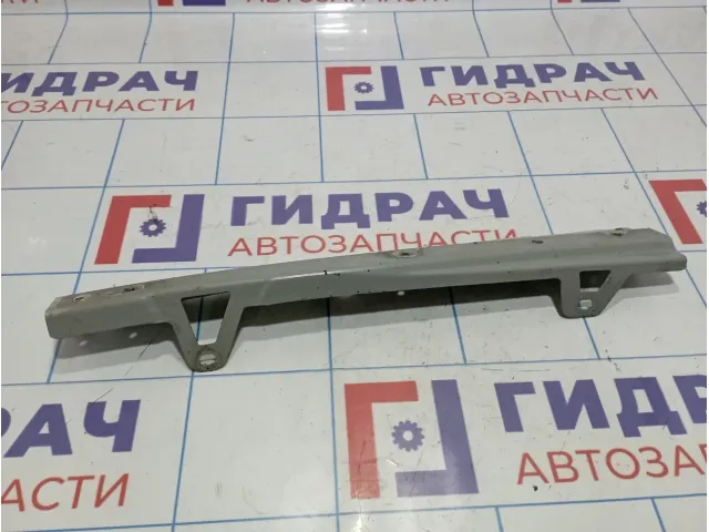 Кронштейн крепления крыла левый Lada Granta