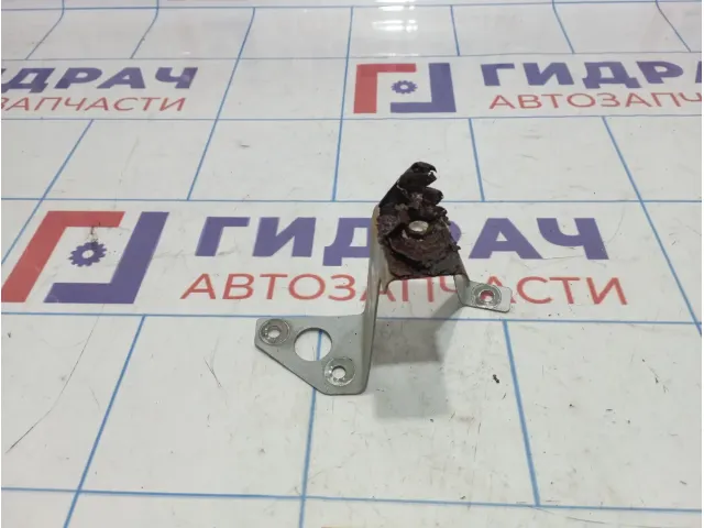 Кронштейн крепления крыла правый Lada Granta