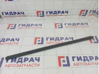 Уплотнитель стекла переднего правого Lada Granta 11186103320