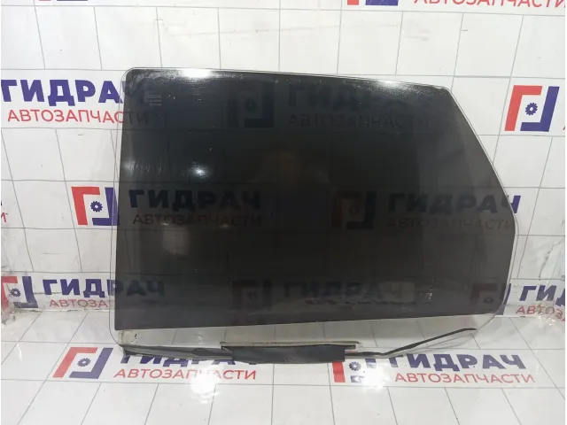 Стекло двери задней левой Lada Granta