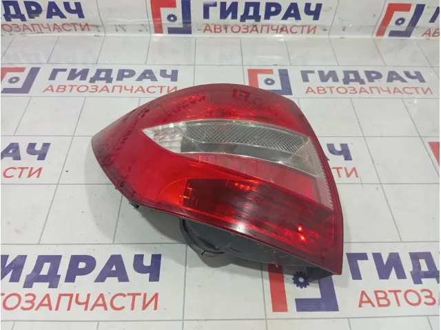 Фонарь задний левый Lada Granta 21903716011