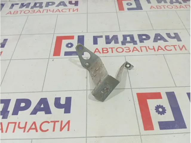 Кронштейн крепления крыла переднего правого Lada Granta