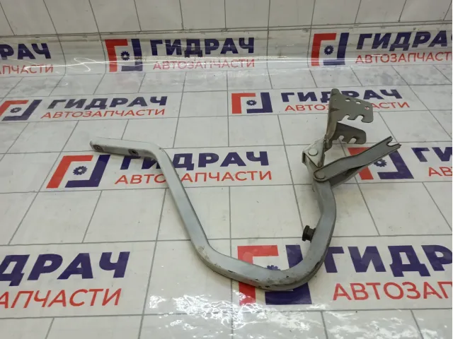 Петля багажника правая Lada Granta