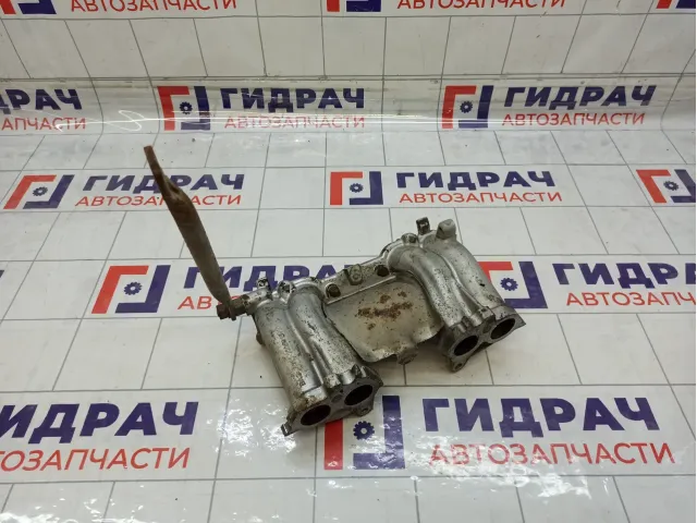 Коллектор впускной Lada Granta 21111008015