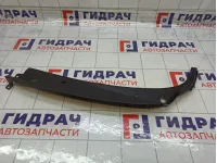 Решетка под лобовое стекло (Жабо) левая Lada Granta 21908212735