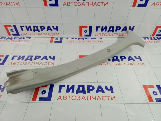 Обшивка стойки средней левой Lada Granta 21905402129
