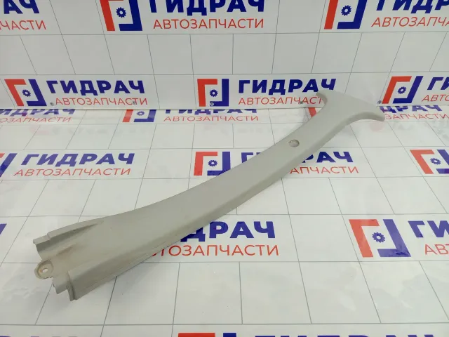 Обшивка стойки средней правой Lada Granta 21905402128