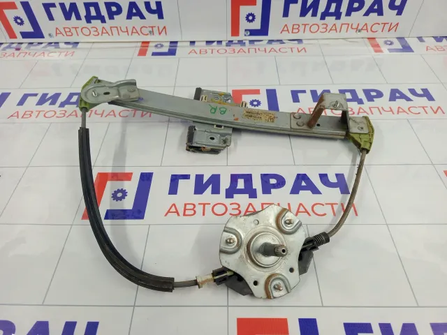 Стеклоподъемник механический задний правый Lada Granta 1118620401004