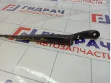 Поводок стеклоочистителя передний левый Lada Granta