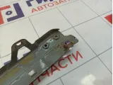 Кронштейн крепления крыла правый Lada Granta
