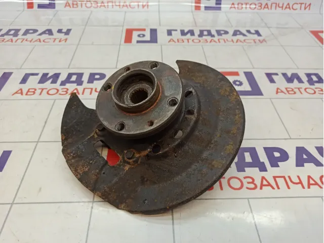 Кулак поворотный передний левый Lada Granta 11180300101500