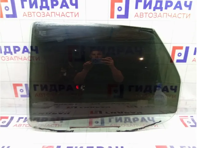 Стекло двери задней левой Lada Granta 11180620320111