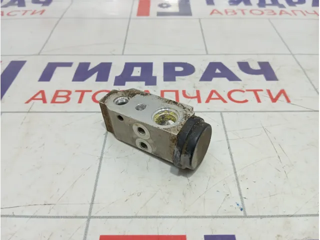 Клапан кондиционера Lada Granta 21900811611000