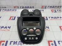 Накладка торпедо центральная Lada Granta 532601400