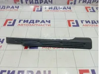 Накладка порога внутренняя правая Lada Granta 11185109078