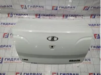 Крышка багажника Lada Granta 21900560401000