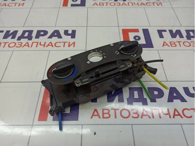 Блок управления отопителем Lada Granta 11180810902000