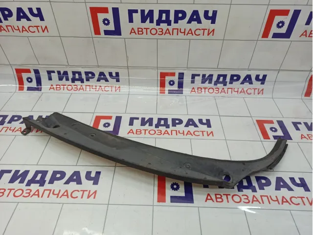 Решетка стеклоочистителя левая Lada Granta 21908212735