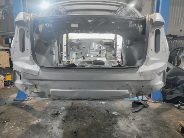 Панель задняя Lada Granta