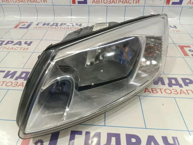 Фара левая Lada Granta 21903711011