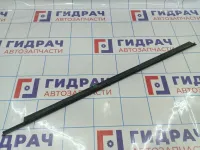 Накладка стекла переднего правого Lada Granta 11180610329001