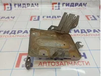 Крепление АКБ Lada Granta 21900840340000