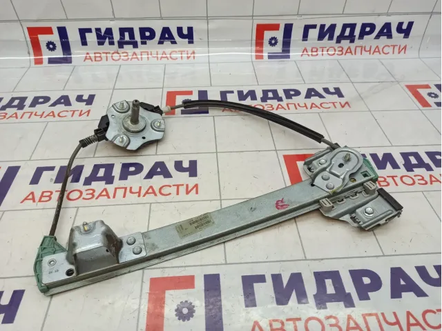 Стеклоподъемник механический задний правый Lada Granta 1118620401004