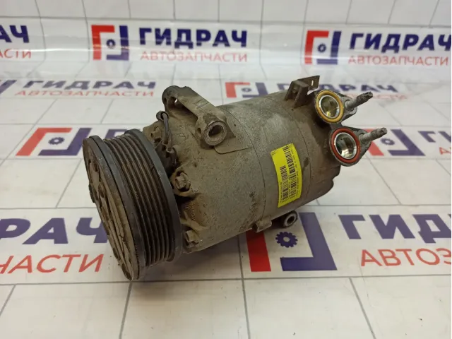 Компрессор кондиционера Lada Granta 21900811101200
