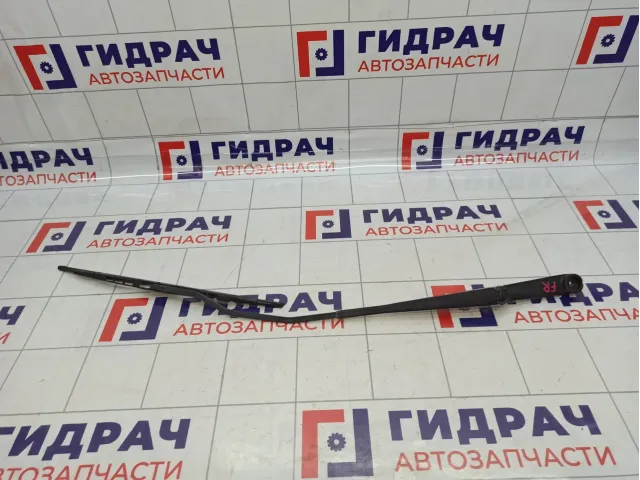 Поводок стеклоочистителя передний правый Lada Granta 11170520506604